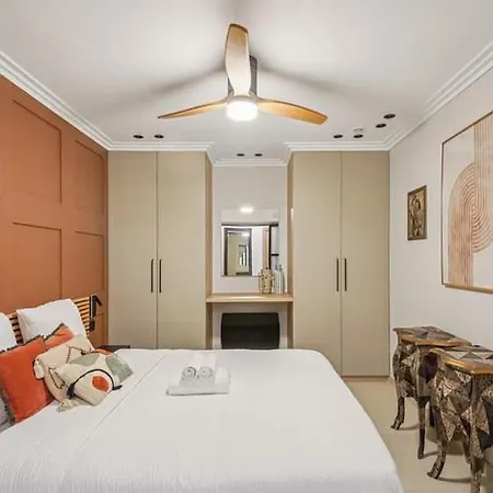 Modern 1bdr Flat In The Heart Of *