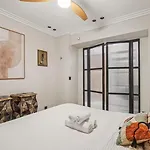 Modern 1bdr Flat In The Heart Of *