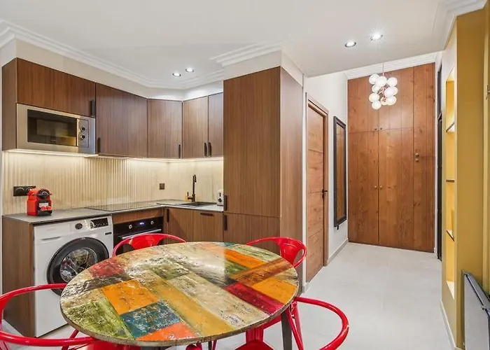 Modern 1bdr Flat In The Heart Of Париж